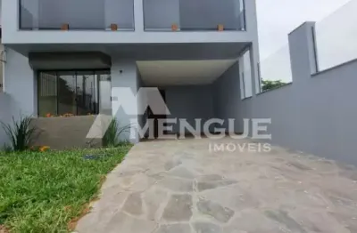 Casa com 3 quartos à venda na rua concorde, 72, jardim itu sabará, porto alegre por r$ 690.000