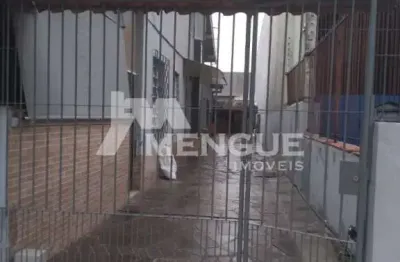 Casa com 5 quartos à venda na avenida major dionísio dorneles, 129, sarandi, porto alegre por r$ 580.000