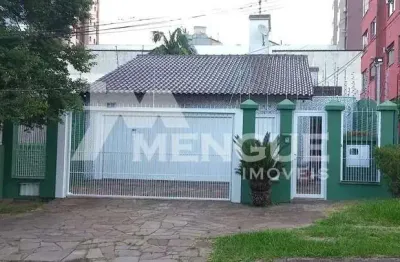 Casa com 3 quartos para alugar na rua matias josé bins, 1609, chácara das pedras, porto alegre por r$ 4.000