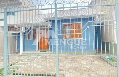 Casa com 2 quartos à venda na rua abaeté, 125, sarandi, porto alegre por r$ 669.000