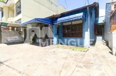 Casa com 3 quartos à venda na rua marechal josé inácio da silva, 111, passo da areia, porto alegre por r$ 799.000