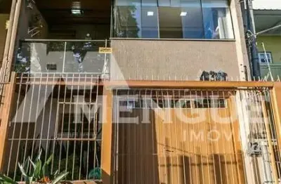 Casa com 3 quartos à venda na rua domingos martins, 438, cristo redentor, porto alegre por r$ 699.000