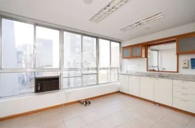 Sala comercial com 2 salas à venda na rua dos andradas, 1273, centro histórico, porto alegre por r$ 135.000