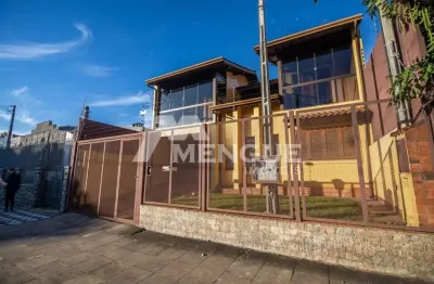 Casa com 4 quartos à venda na rua ricalde marques, 205, jardim são pedro, porto alegre por r$ 1.090.000