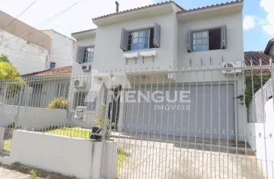 Casa com 7 quartos à venda na rua engenheiro ryff, 137, jardim são pedro, porto alegre por r$ 1.200.000
