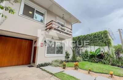 Casa com 3 quartos à venda na rua guadalupe, 465, jardim lindóia, porto alegre por r$ 1.140.000