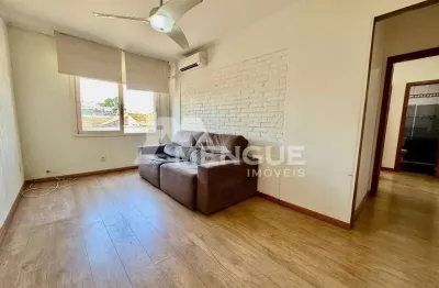 Apartamento com 2 quartos à venda na Rua Álvaro Vieira Guimarães, 416, Sarandi, Porto Alegre por R$ 225.000