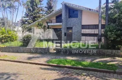 Casa com 4 quartos à venda na avenida montreal, 20, jardim lindóia, porto alegre por r$ 2.400.000