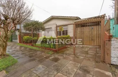 Casa com 2 quartos à venda na rua cândido portinari, 151, são sebastião, porto alegre por r$ 600.000