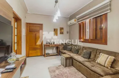 Casa com 3 quartos à venda na rua engenheiro frederico dahne, 625, sarandi, porto alegre por r$ 680.000
