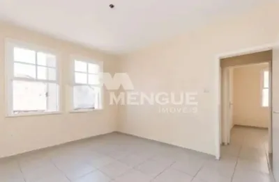 Apartamento com 3 quartos à venda na rua marcelo gama, 49, são joão, porto alegre por r$ 295.000