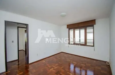 Apartamento com 2 quartos à venda na avenida do forte, 954, vila ipiranga, porto alegre por r$ 299.000
