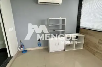 Sala comercial com 3 salas para alugar na avenida rocco aloise, 8, sarandi, porto alegre por r$ 1.800