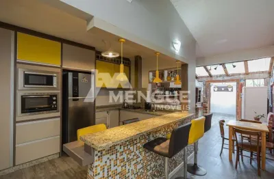 Casa com 3 quartos à venda na avenida nilton waldemar stock, 47, jardim itu sabará, porto alegre por r$ 630.000