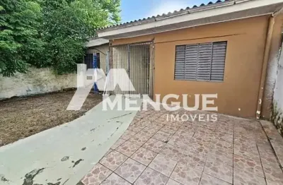 Casa com 3 quartos à venda na rua capão da canoa, 234, ipanema, porto alegre por r$ 639.000