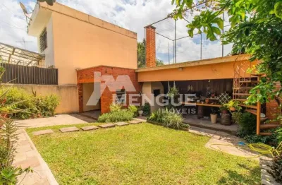 Casa com 3 quartos à venda na rua congo, 264, vila ipiranga, porto alegre por r$ 800.000