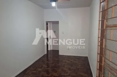 Apartamento com 2 quartos à venda na rua adão baino, 165, cristo redentor, porto alegre por r$ 300.000