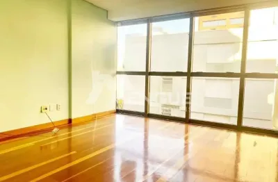 Sala comercial com 1 sala à venda na avenida carlos gomes, 281, auxiliadora, porto alegre por r$ 320.000