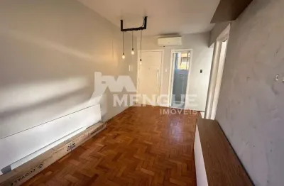 Apartamento com 1 quarto à venda na rua sapê, 552, passo da areia, porto alegre por r$ 265.000
