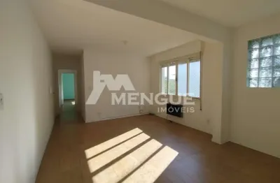 Apartamento com 2 quartos à venda na rua umbú, 85, passo da areia, porto alegre por r$ 345.000