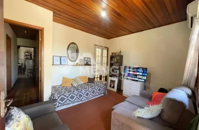 Casa com 3 quartos à venda na rua josé juliano, 85, são sebastião, porto alegre por r$ 520.000