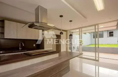Casa com 4 quartos para alugar na rua engenheiro walter boehl, 448, vila ipiranga, porto alegre por r$ 5.900