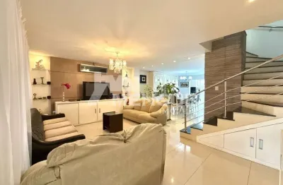 Casa com 3 quartos à venda na rua tunísia, 101, vila ipiranga, porto alegre por r$ 1.100.000