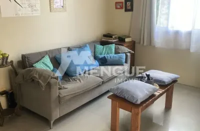 Casa em condomínio fechado com 3 quartos à venda na rua tenente ary tarrago, 1720, jardim itu sabará, porto alegre por r$ 369.190