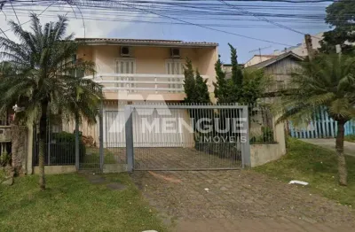 Casa com 3 quartos à venda na avenida ipê, 751, vila jardim, porto alegre por r$ 650.000