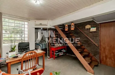 Casa com 3 quartos à venda na rua arnaldo ballve, 532, jardim itu sabará, porto alegre por r$ 439.000