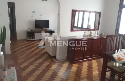Apartamento com 2 quartos para alugar na Avenida Assis Brasil, 314, Santa Maria Goretti, Porto Alegre por R$ 1.900