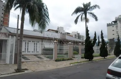 Casa com 3 quartos à venda na avenida montreal, 376, jardim lindóia, porto alegre por r$ 1.850.000
