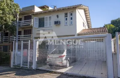 Casa com 3 quartos à venda na rua fernando abbott, 73, cristo redentor, porto alegre por r$ 890.000