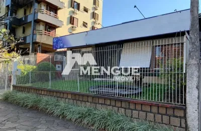 Casa com 3 quartos à venda na avenida quito, 396, jardim lindóia, porto alegre por r$ 1.590.000