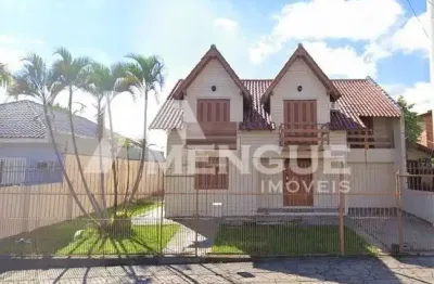 Casa com 3 quartos à venda na rua zeferino dias, 823, sarandi, porto alegre por r$ 680.000