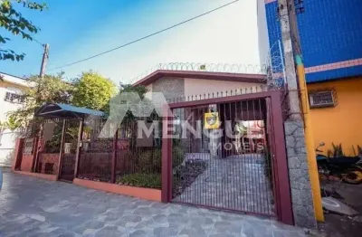 Casa com 5 quartos à venda na avenida joão xxiii, 522, são sebastião, porto alegre por r$ 750.000