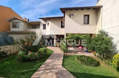Casa com 6 quartos à venda na rua da várzea, 32, jardim são pedro, porto alegre por r$ 850.000