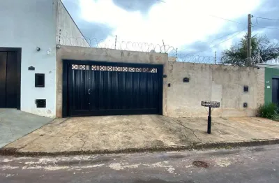 Casa com 3 quartos à venda no centro, jardinópolis , 112 m2 por r$ 270.000