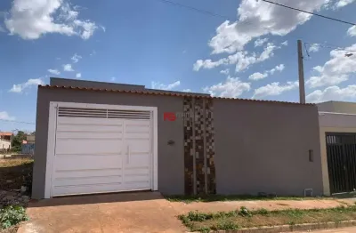 Casa com 2 quartos à venda no jardim das aroeiras, jardinópolis , 80 m2 por r$ 288.000