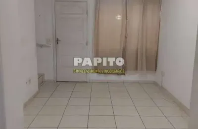 Sobrado de condomínio com 2 dorms, antártica, praia grande - r$ 235 mil, cod: 60012784