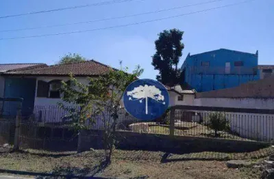 Casa não averbada, com terreno de 397,22m², localizada próximo ao mercado kelly e unimed iguaçu, araucaria