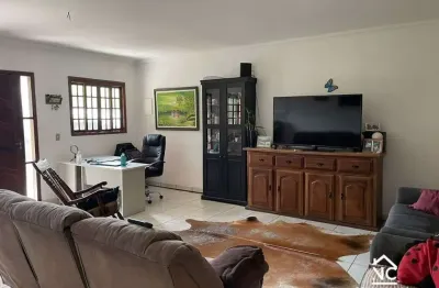 Chácara Residencial à venda, Jardim dos Ipês, Embu das Artes - CH0039.