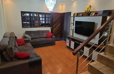 Casa com 3 dormitórios à venda, 342 m² por R$ 1.431.000,00 - Vila Lourdes - Carapicuíba/SP