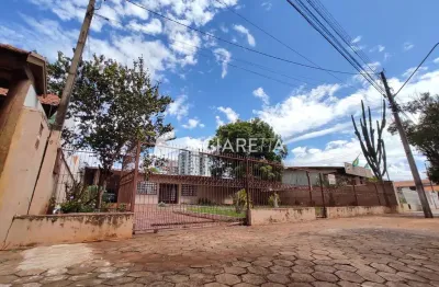 Casa à venda próximo à educação infantil funet, centro, toledo - pr