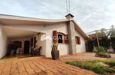 Casa com excelente localização à venda, gisela, toledo - pr