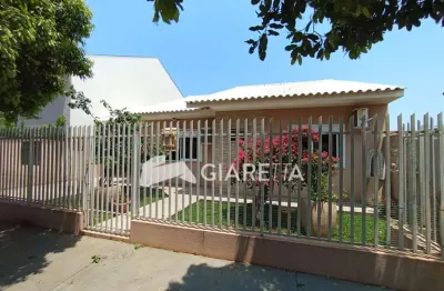 Casa com excelente localização à venda, jardim gisela, toledo - pr