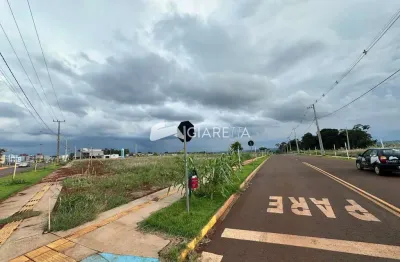 Terreno de esquina com a avenida maripá, localizado na vila becker, toledo - pr