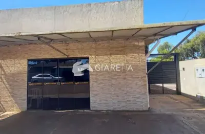 Casa disponível para venda em ótima localização, jardim coopagro, toledo - pr