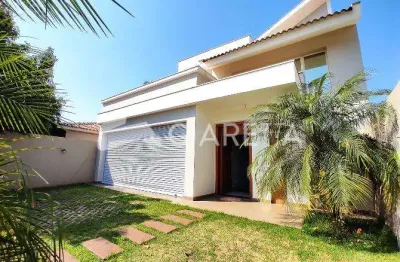 Sobrado com excelente localização á venda jardim pancera, toledo - pr