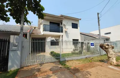 Casa com 3 quartos para alugar no Jardim Pancera, Toledo 